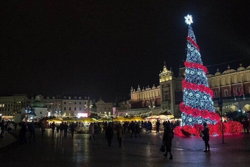 Christmas Walking Tour with Krakow's Christmas Market