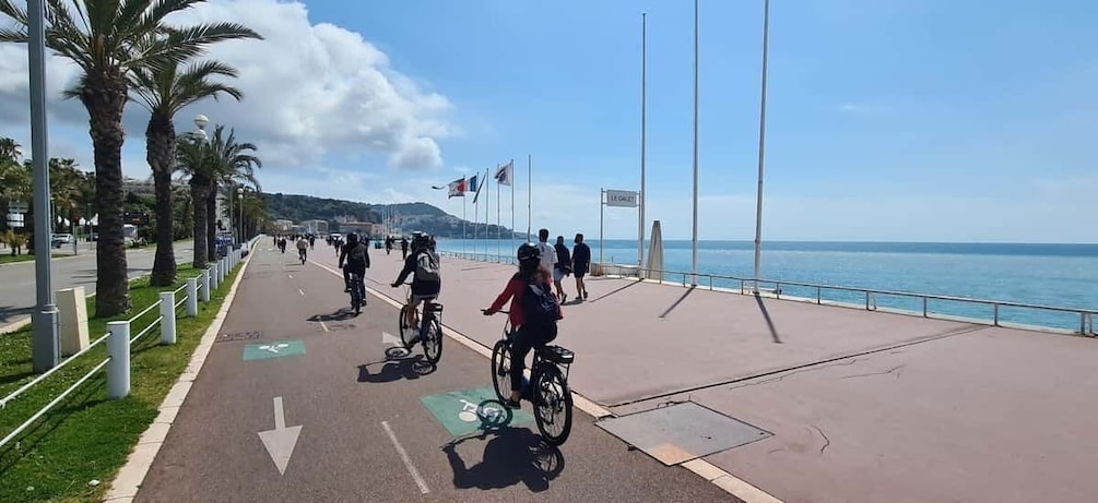 Picture 5 for Activity Day trip: Nice to Antibes along the sea by electric bike