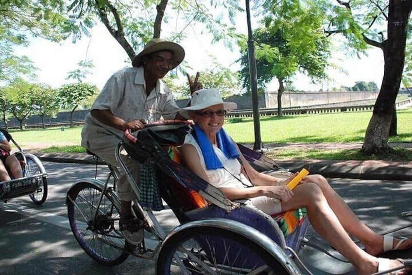 Hue Cyclo Private Tour: Explore Imperial City, Museums & Local Markets