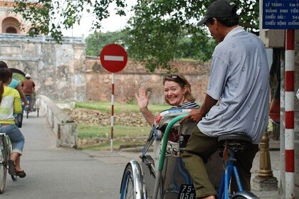 Hue Cyclo Private Guided Tour