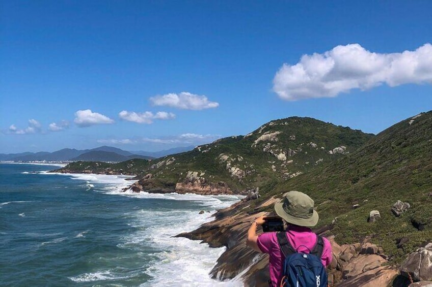 Tour Trail Praia da Gravatá with Picnic in Florianópolis 