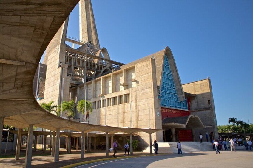 Higüey Safari, Basilica and Macao Beach Tour