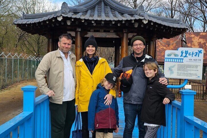 Free style private Tour(Essence of Seoul city or DMZ)