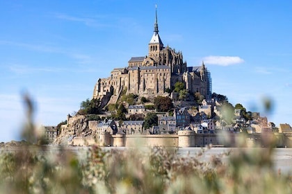 Mont St Michel and St Malo Private Tour From Le Havre Port