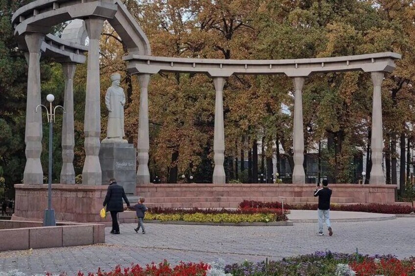 Group Walking City Tour in Bishkek Based on tips