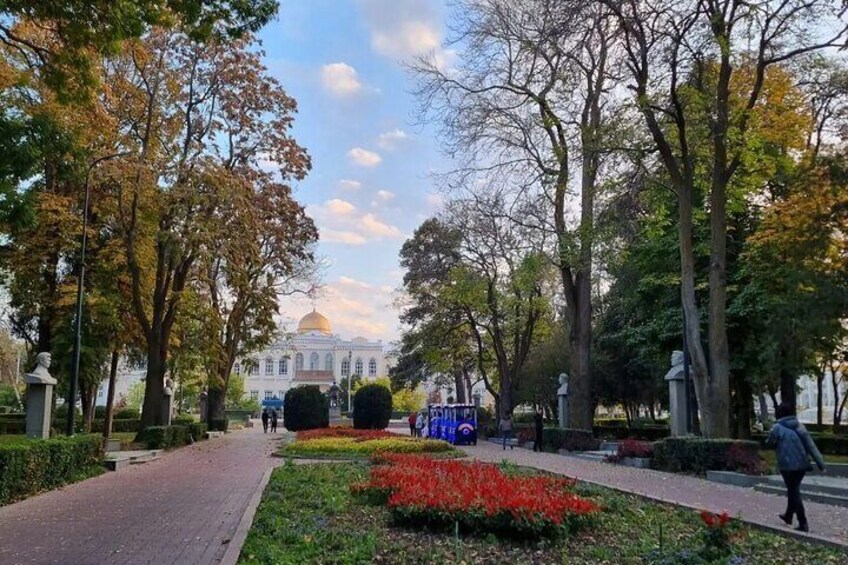 Group Walking City Tour in Bishkek Based on tips