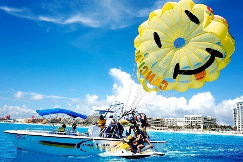Private Parasailing Activity in San Andres in Colombia Islands