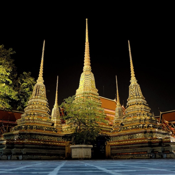 Discover the Mystical Beauty of Bangkok at Night