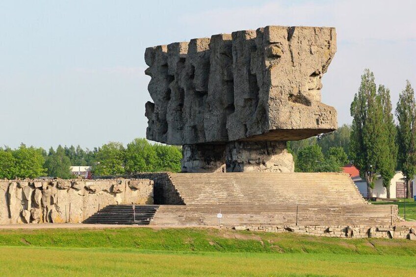 Warsaw Majdanek Concentration Camp, Lublin Day Trip by Car