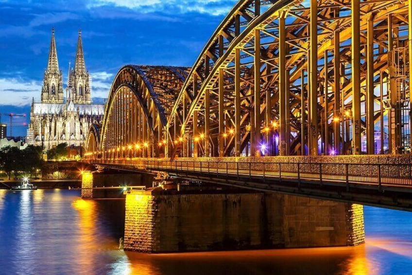 Self Guided Walking Tour of Cologne: City and Cathedral