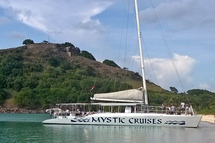 Sailing Antigua's West Coast