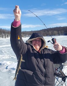 Anchorage: Half-Day Ice Fishing Trip with Hotel Pickup