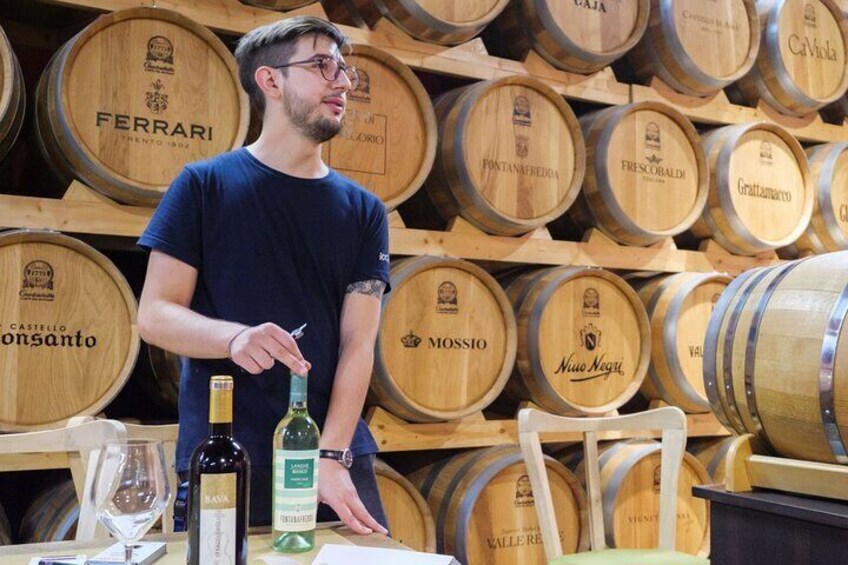 Lesson and Wine Tasting in Bologna