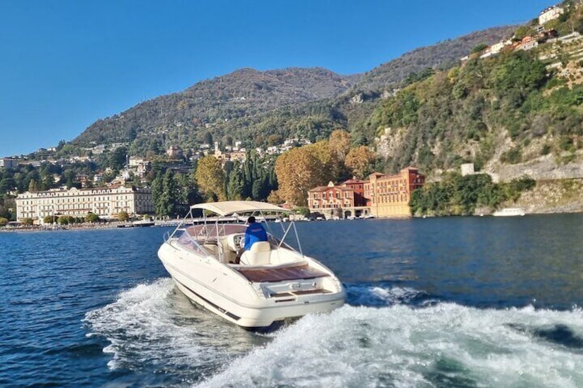 Shared Mini Tour on Lake Como, Aperitif & Discoveries