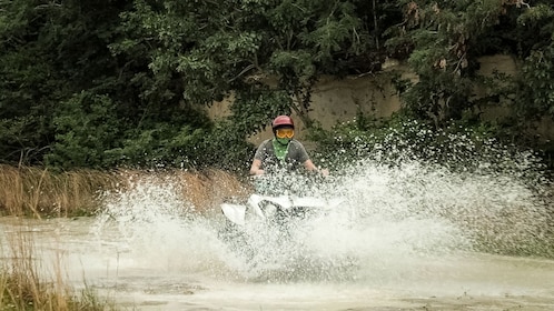 Landausflug: ATV-Tour zur Jade-Höhle und zum Beach Club