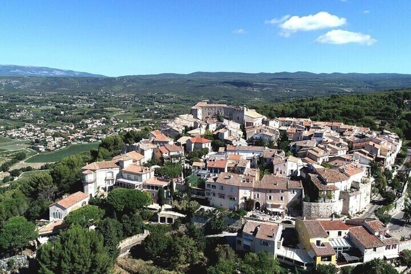 2 Villages of Var Tour, Private Visit and Tasting at a Winery