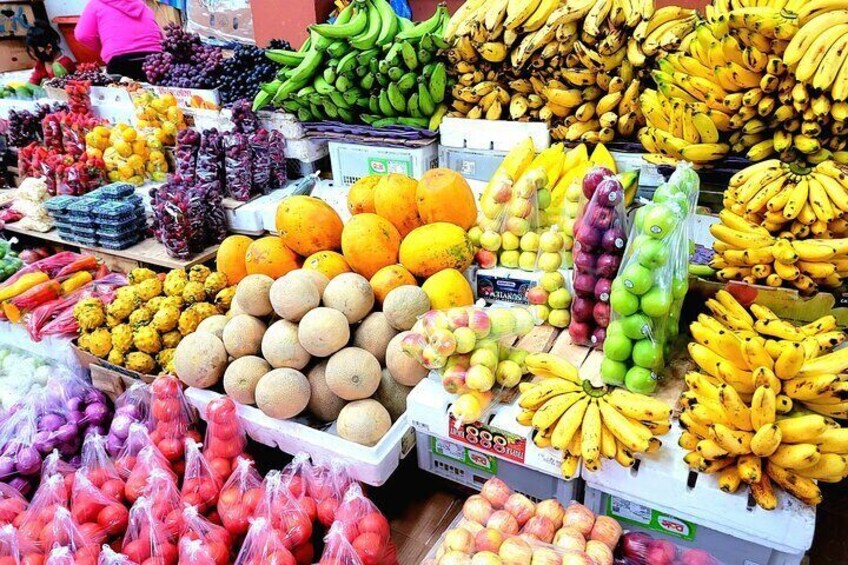 Fruit market cuenca ecuador