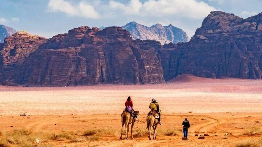 Private Stopover Tour in Jordan 2 Days and 1 Night