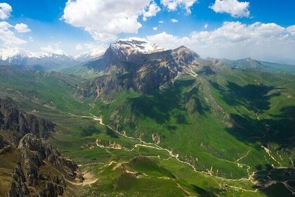 Guba and Shahdag Tour with Guide