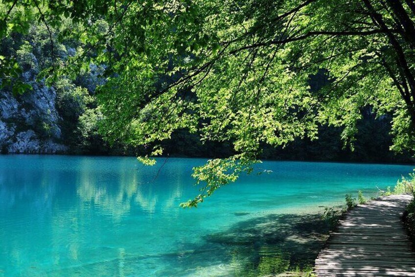 Plitvice Lakes Guided Tour From Split and Lunch