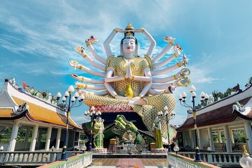 Part of the stunning Wat Plai Laem 