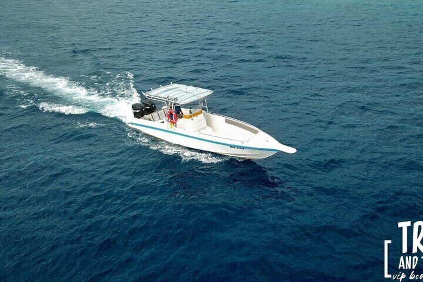 Private Boat Trip with Snorkeling and Swimming