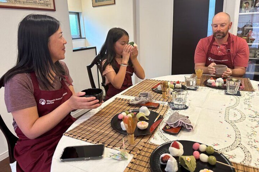 Mochi Sweets Making Class in Tokyo