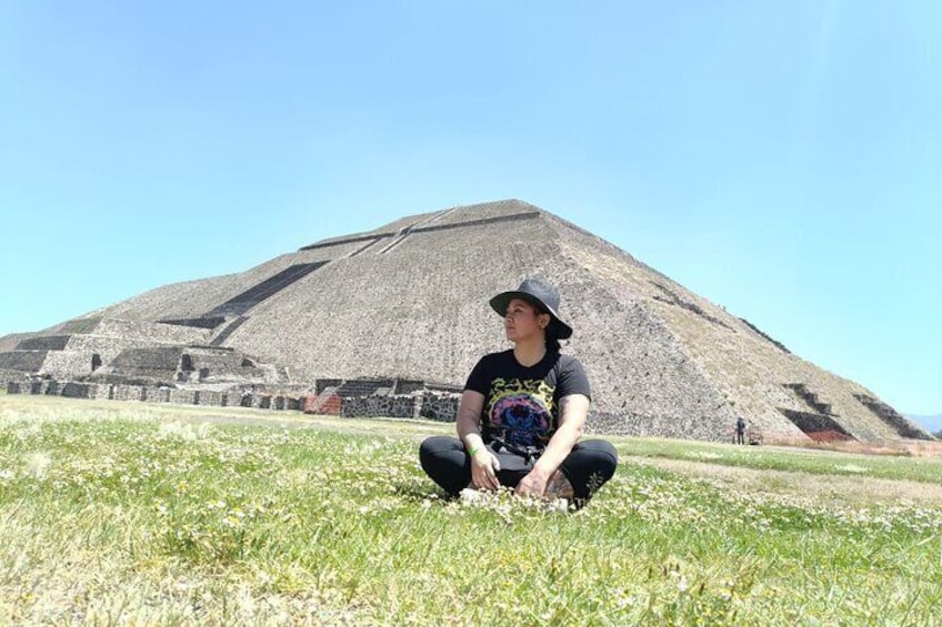 Private Tour Teotihuacan Pyramids,Breakfast in Cave,Clay Workshop