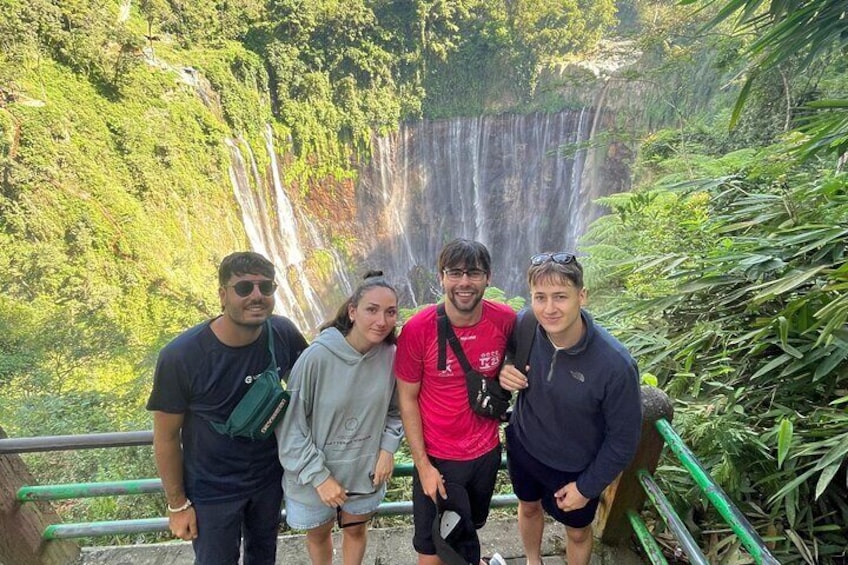 Start Malang Tumpak Sewu, Bromo, Ijen 3D/2N Share Tour