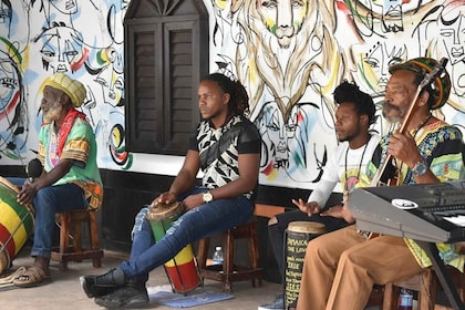 Montego Bay: Bob Marley's Nine Mile Entree & Rondleiding