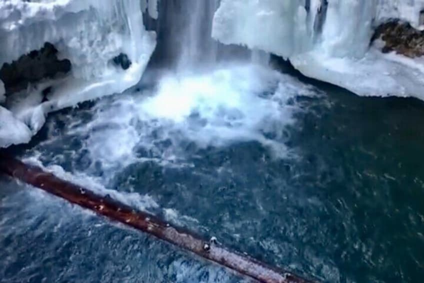 Banff: Lake Louise, Minnewanka, & Johnston Canyon Shuttle Service