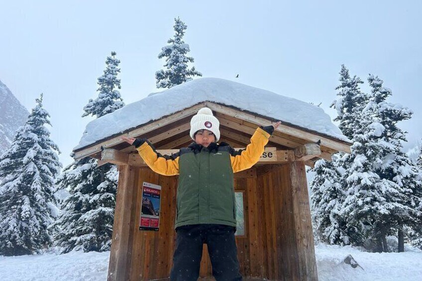 Lake Louise and Johnston Canyon Return Shuttle Service
