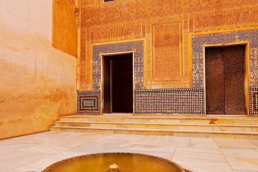 Full Day Tour in Fez with Lunch from Casablanca