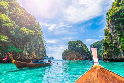 From Phuket : Phi Phi Island, Maya Bay & Khai Island by Speedboat