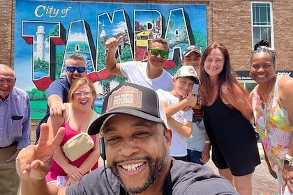 Small Group Tampa Sightseeing City Bus Tour