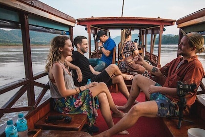 1 Day Mekong Cruise to Pak Ou Caves and Kuang Si Waterfalls