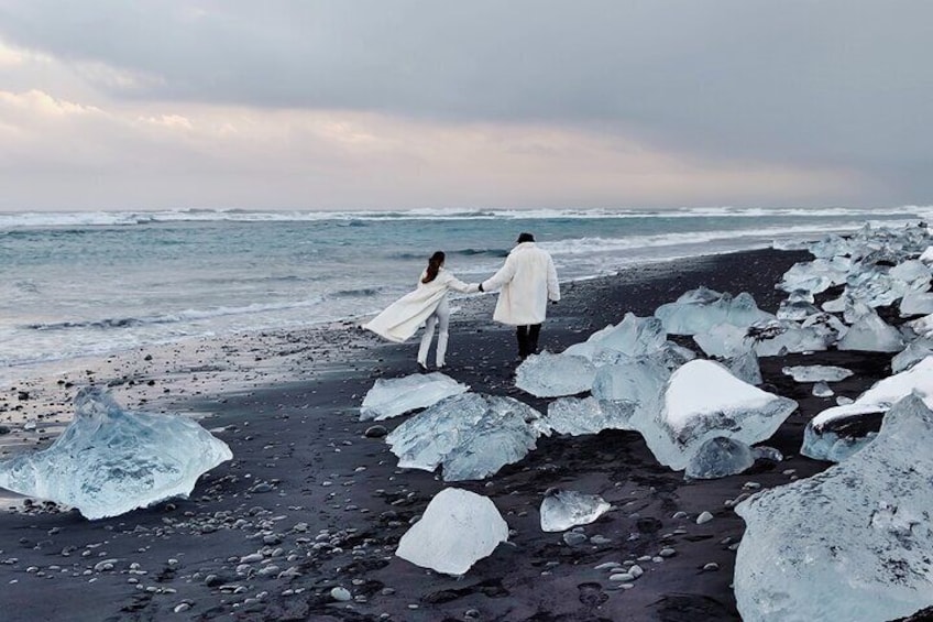 Private Diamond Beach & South Coast Day Tour in Iceland
