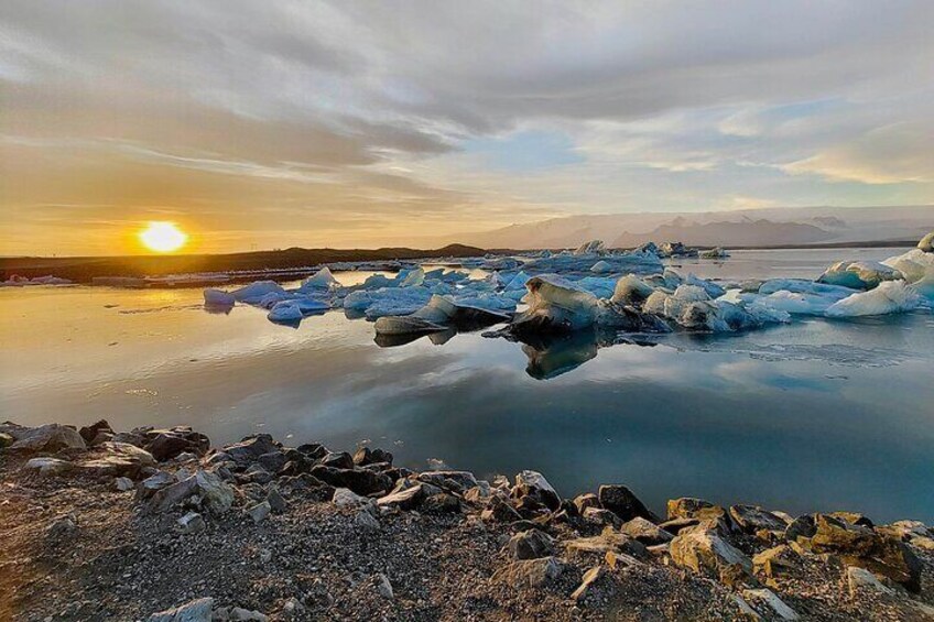 Private Diamond Beach Day Tour in Iceland