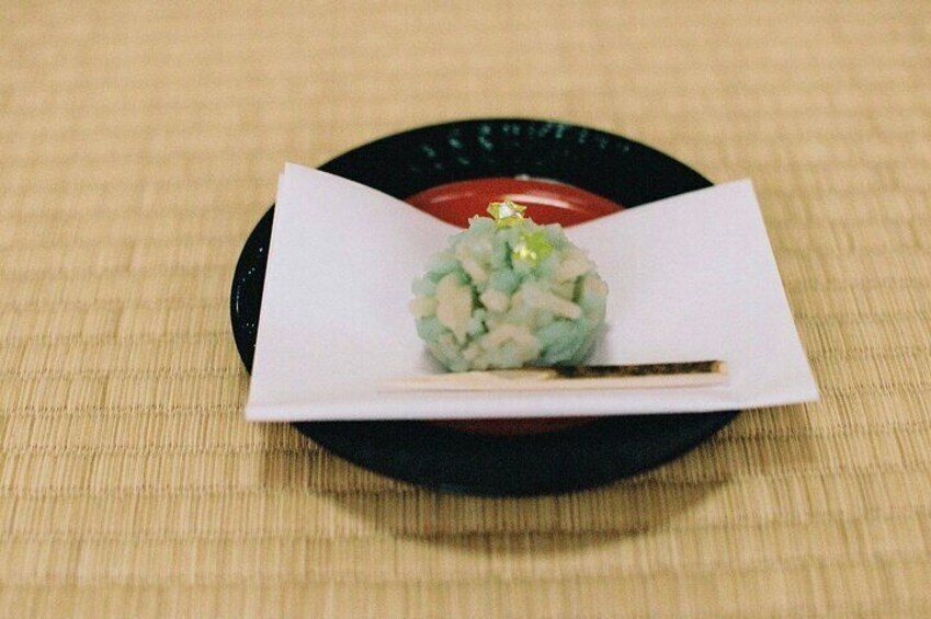 Half Day Female Kimono and Tea Ceremony Experience in Kyoto