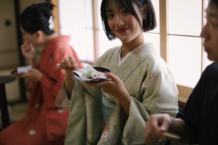 Half Day Kimono and Tea Ceremony Experience in Kyoto 