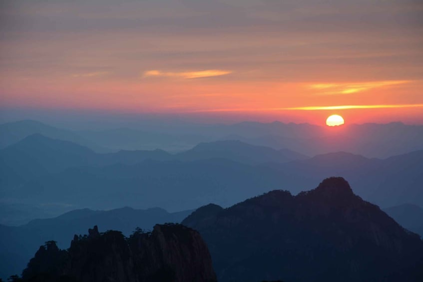 Picture 3 for Activity 2 Days Huangshan Group Tour for Essence of Yellow Mountain