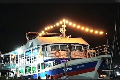 Yacht Rumba by the Bay with Barra Libre in San Andrés