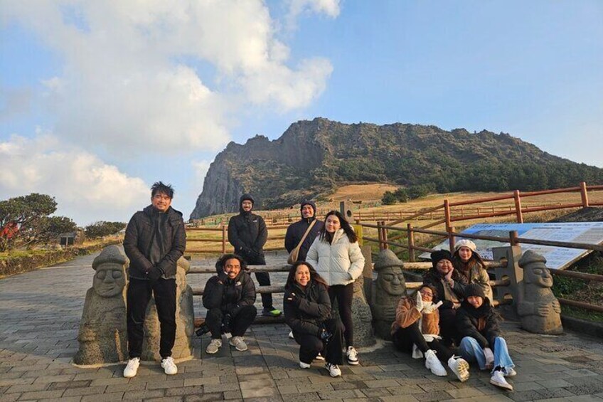 Jeju Cruise Customer Most Popular Spot One Day Bus Tour 