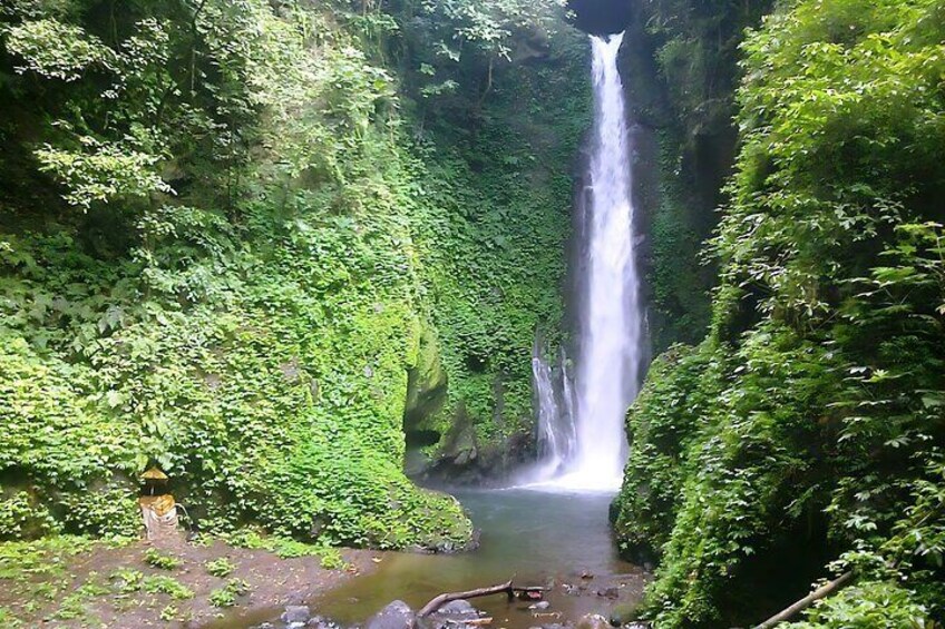 Colek Pamor Waterfall