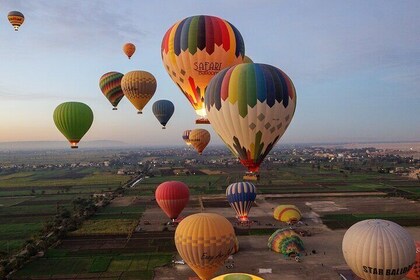 Private Day Tour to Luxor with Hot Air Balloon from Hurghada