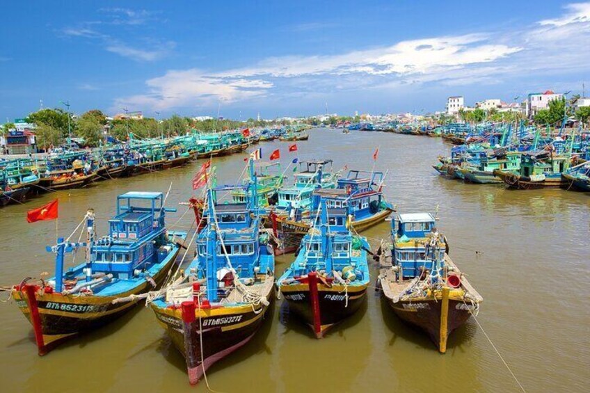 Phan Thiet Highlights: Ta Cu Mountain, Lying Buddha & Cham Tower