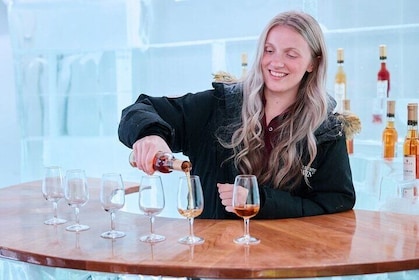 Niagara Wine & Maple Syrup Tasting Experience