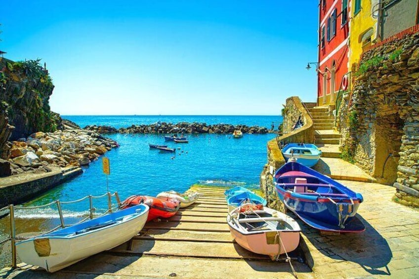 Private Coastline Sightseeing Tour in Italy