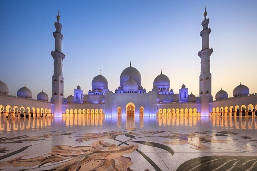 Abu Dhabi Full Day City Tour with Louvre Museum from Dubai