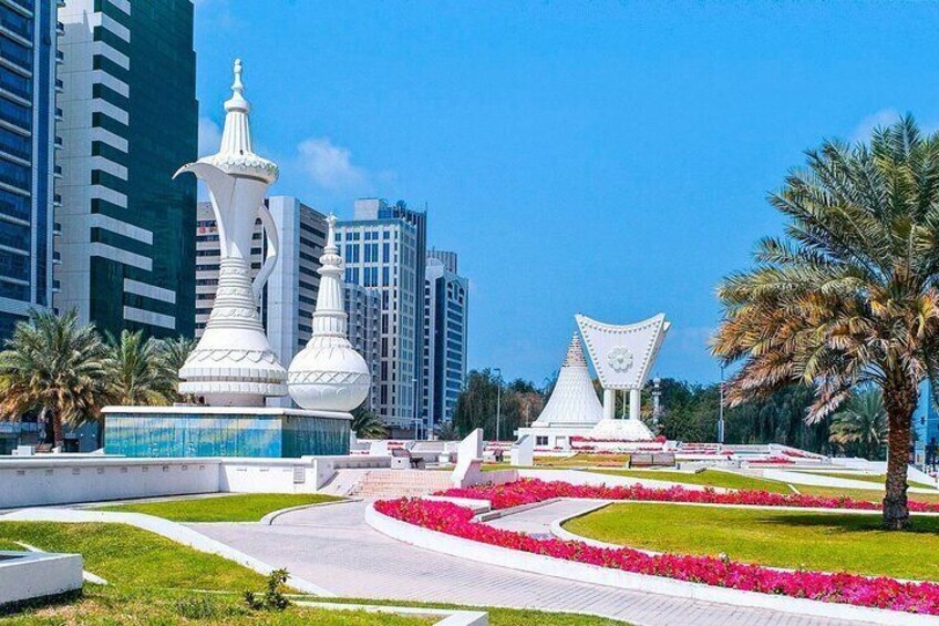Abu Dhabi Full Day City Tour with Louvre Museum from Dubai
